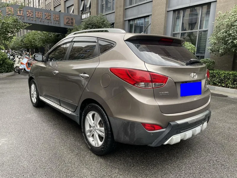Hyundai ix35 2012 2.0L Automatic two-wheel drive elite version GLS exterior photo 4