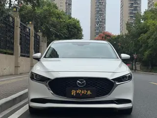 Mazda Mazda3 Axela 2022 2.0L Version élégante automatique extérieur photo 2
