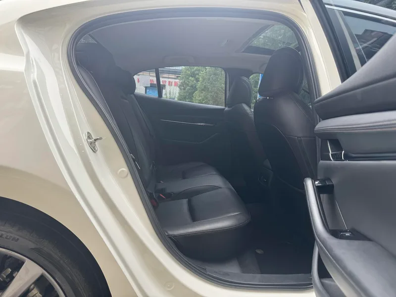 Mazda Mazda3 Axela 2022 2.0L Version élégante automatique extérieur photo 9