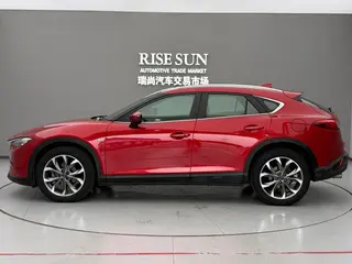 Mazda CX-4 2018 2.5L Automatic four-wheel drive blue sky fearless version Country VI exterior photo 3 Mazda CX-4 2018 2.5L Automatic four-wheel drive blue sky fearless version Country VI exterior photo 3
