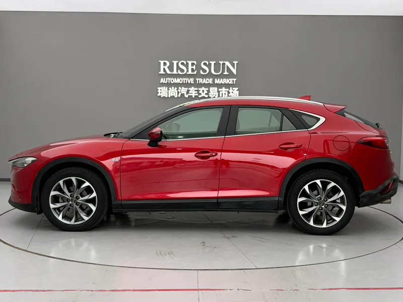 Mazda CX-4 2018 2.5L Automatic four-wheel drive blue sky fearless version Country VI exterior photo 3 Mazda CX-4 2018 2.5L Automatic four-wheel drive blue sky fearless version Country VI exterior photo 3