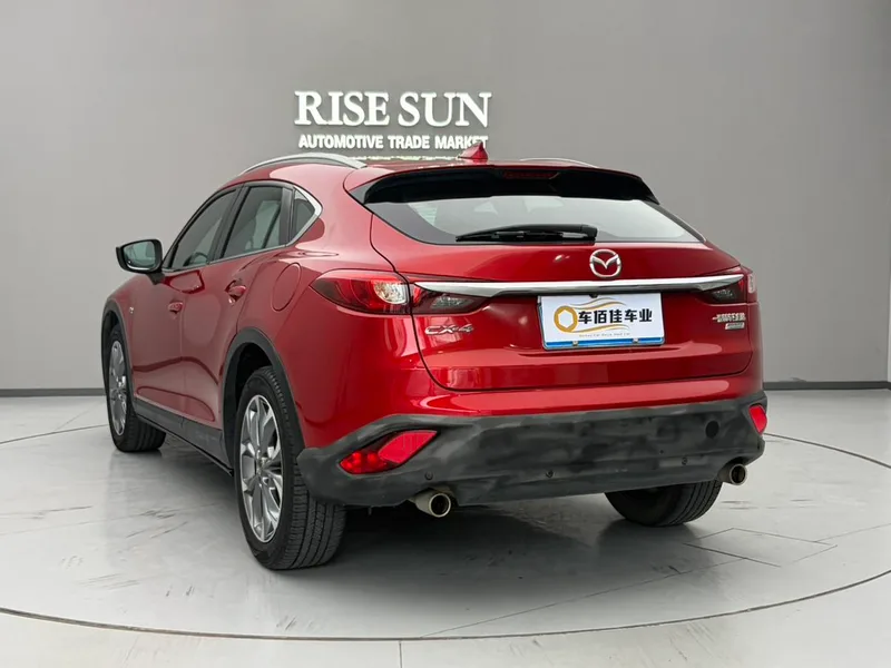 Mazda CX-4 2018 2.5L Automatic four-wheel drive blue sky fearless version Country VI exterior photo 4 Mazda CX-4 2018 2.5L Automatic four-wheel drive blue sky fearless version Country VI exterior photo 4