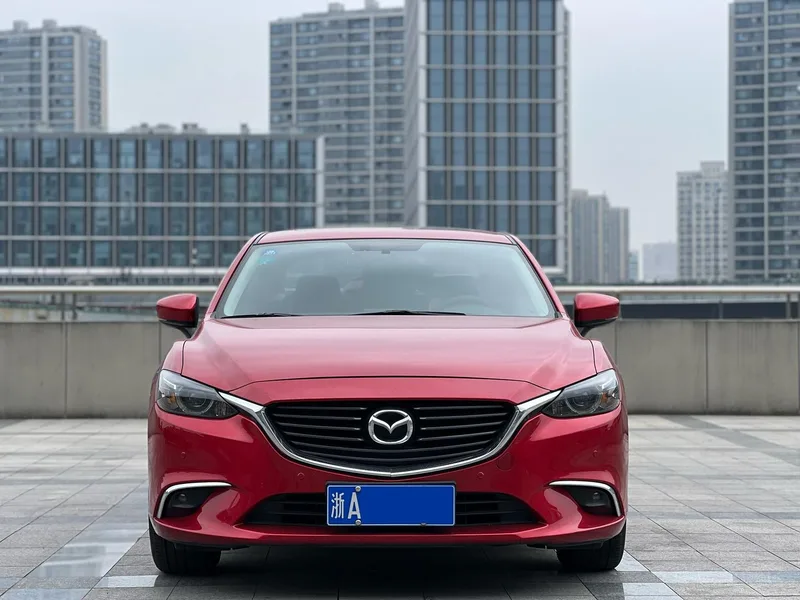Mazda Atenza 2018 2.0L Edición Deluxe Blue Sky País V exterior foto 2