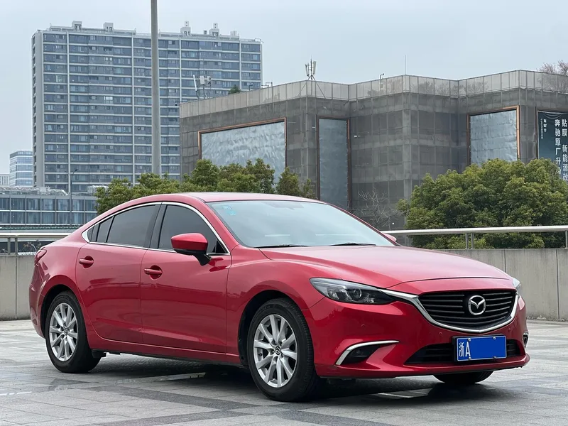 Mazda Atenza 2018 2.0L Edición Deluxe Blue Sky País V exterior foto 3