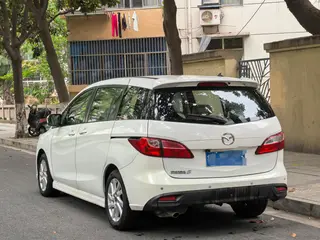 Mazda 5 2013 2.0L Automatic Luxury Model exterior photo 3 Mazda 5 2013 2.0L Automatic Luxury Model exterior photo 3