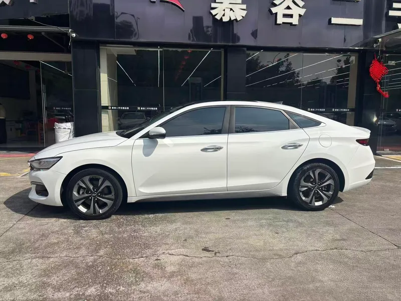Hyundai Lafesta 2019 280TGDi Edición Smart Speed País VI exterior foto 3 Hyundai Lafesta 2019 280TGDi Edición Smart Speed País VI exterior foto 3