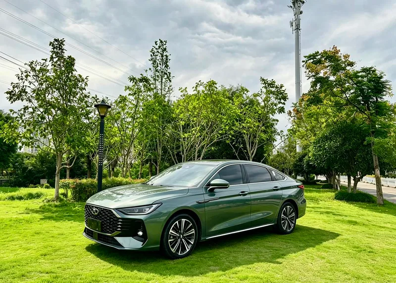 Chery Arrizo 8 PRO 2025 1.6T DCT Luxury type+ exterior photo 1 Chery Arrizo 8 PRO 2025 1.6T DCT Luxury type+ exterior photo 1