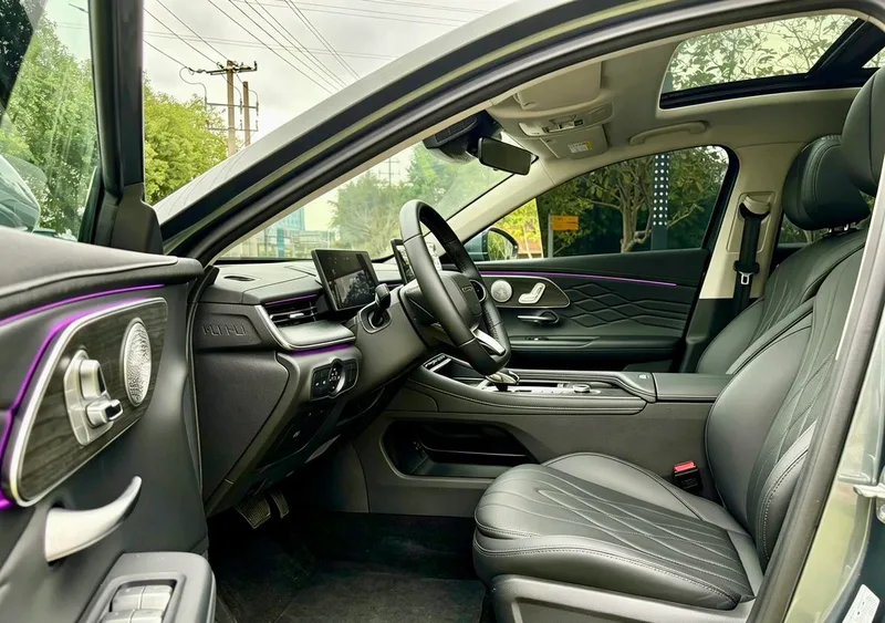 Chery Arrizo 8 PRO 2025 1.6T DCT Luxury type+ interior photo 7 Chery Arrizo 8 PRO 2025 1.6T DCT Luxury type+ interior photo 7