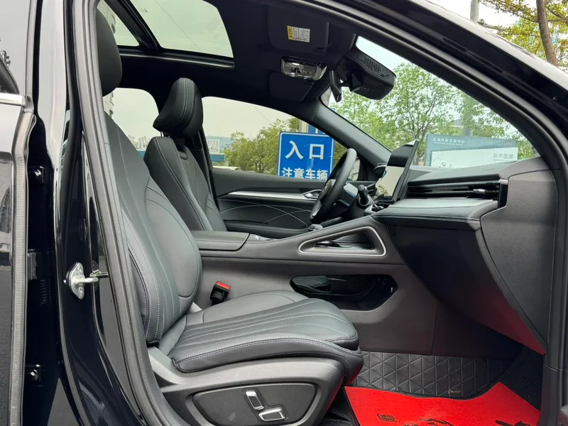 Geely Preface 2026 1.5T Oriental Yao Kunlun Edition exterior photo 9 Geely Preface 2026 1.5T Oriental Yao Kunlun Edition exterior photo 9