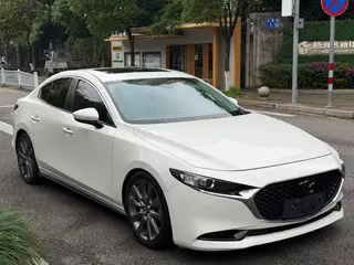 Mazda Mazda3 Axela 2021 2.0L Automatic quality dazzle version exterior photo 3 Mazda Mazda3 Axela 2021 2.0L Automatic quality dazzle version exterior photo 3