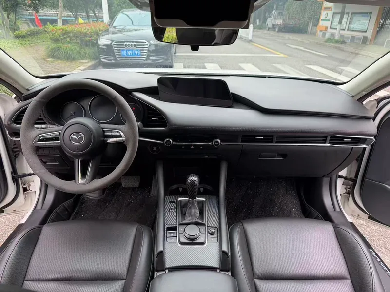 Mazda Mazda3 Axela 2021 2.0L Automatic quality dazzle version exterior photo 5 Mazda Mazda3 Axela 2021 2.0L Automatic quality dazzle version exterior photo 5