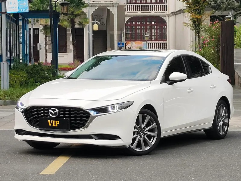 Mazda Mazda3 Axela 2021 2.0L Automatic quality elegant version exterior photo 1 Mazda Mazda3 Axela 2021 2.0L Automatic quality elegant version exterior photo 1