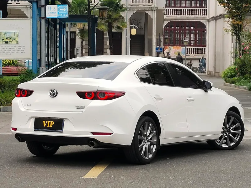 Mazda Mazda3 Axela 2021 2.0L Automatic quality elegant version exterior photo 5 Mazda Mazda3 Axela 2021 2.0L Automatic quality elegant version exterior photo 5