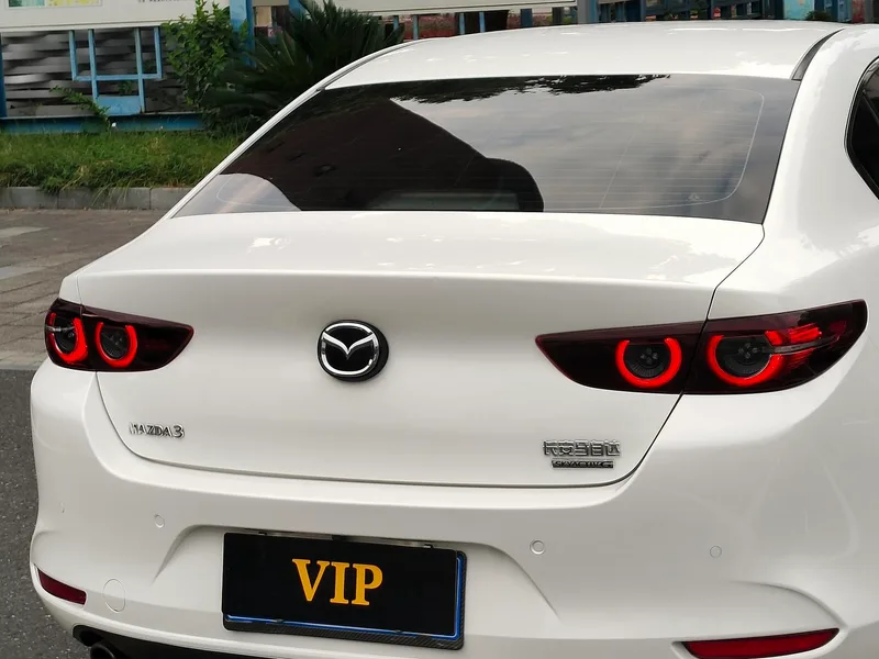 Mazda Mazda3 Axela 2021 2.0L Automatic quality elegant version interior photo 8 Mazda Mazda3 Axela 2021 2.0L Automatic quality elegant version interior photo 8