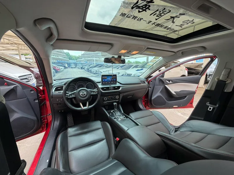 Mazda Atenza 2018 2.0L Blue Sky Fashion Edition China V interior photo 11