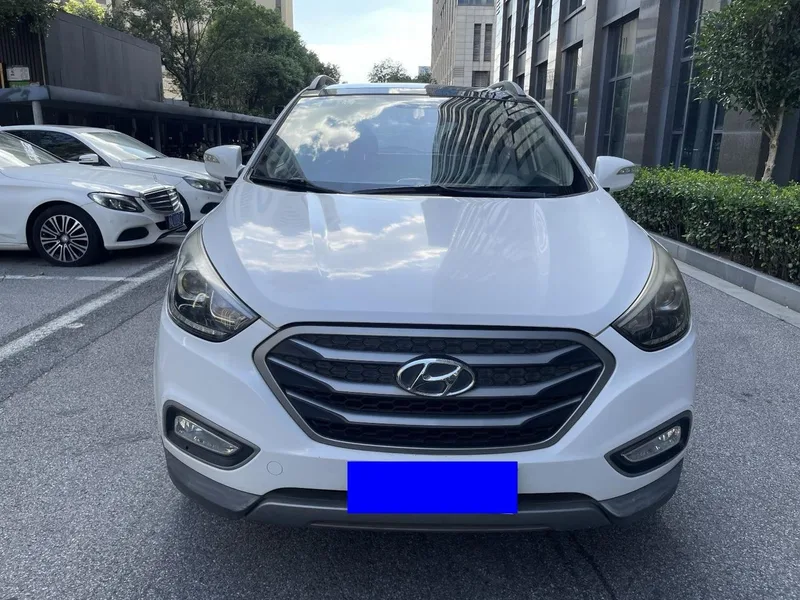 Hyundai ix35 2013 2.0L Tipo inteligente de tracción automática en dos ruedas GLS País IV exterior foto 2