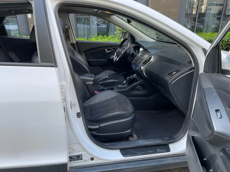Hyundai ix35 2013 2.0L Tipo inteligente de tracción automática en dos ruedas GLS País IV interior foto 7