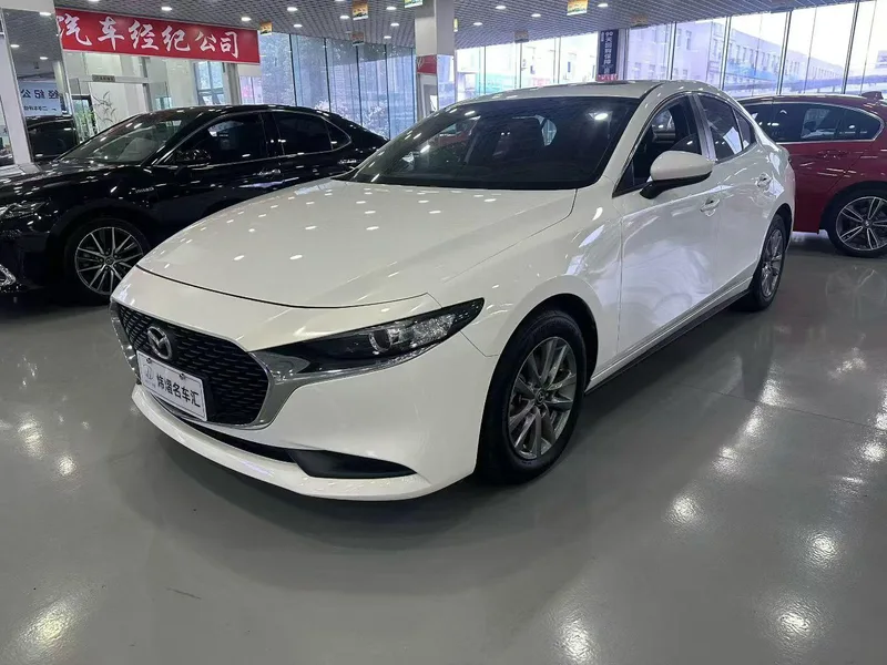 Mazda Mazda3 Axela 2020 1.5L Versión de calidad automática exterior foto 1 Mazda Mazda3 Axela 2020 1.5L Versión de calidad automática exterior foto 1