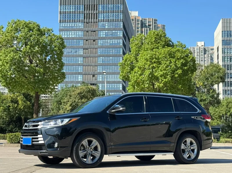 Toyota Highlander 2018 2.0T Four-wheel drive deluxe edition 7 seat Country VI exterior photo 1 Toyota Highlander 2018 2.0T Four-wheel drive deluxe edition 7 seat Country VI exterior photo 1
