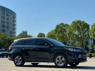 Toyota Highlander 2018 2.0T Four-wheel drive deluxe edition 7 seat Country VI exterior photo 3 Toyota Highlander 2018 2.0T Four-wheel drive deluxe edition 7 seat Country VI exterior photo 3