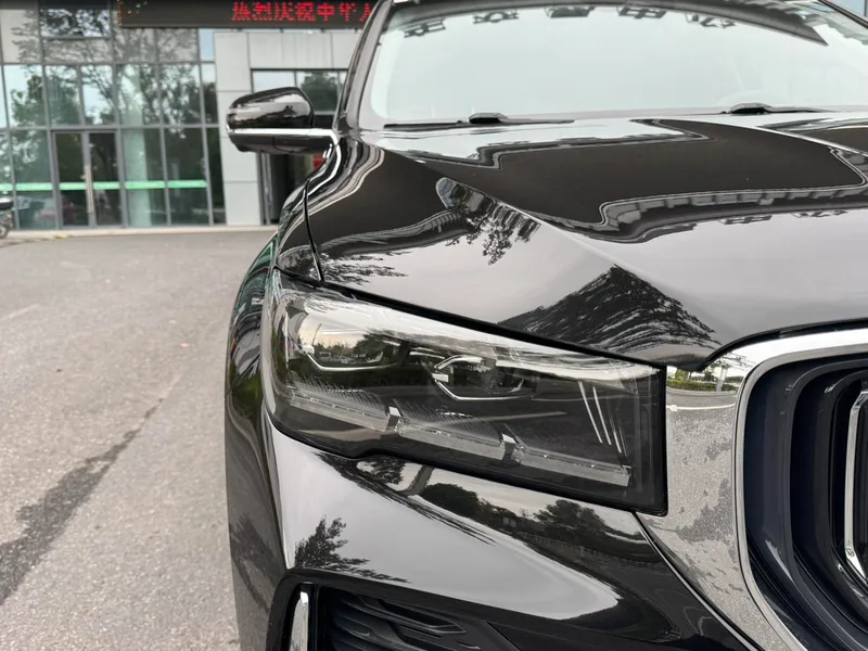 Geely Monjaro 2023 2.0TD High-power automatic two-drive flagship type exterior photo 4 Geely Monjaro 2023 2.0TD High-power automatic two-drive flagship type exterior photo 4