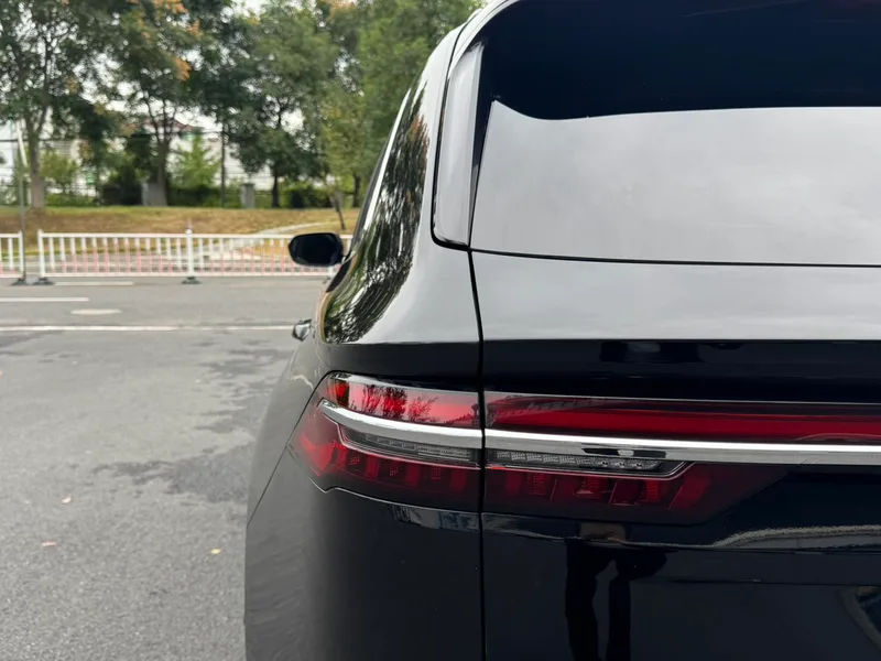 Geely Monjaro 2023 2.0TD High-power automatic two-drive flagship type exterior photo 8 Geely Monjaro 2023 2.0TD High-power automatic two-drive flagship type exterior photo 8
