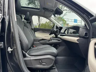 Geely Monjaro 2023 2.0TD High-power automatic two-drive flagship type interior photo 17 Geely Monjaro 2023 2.0TD High-power automatic two-drive flagship type interior photo 17