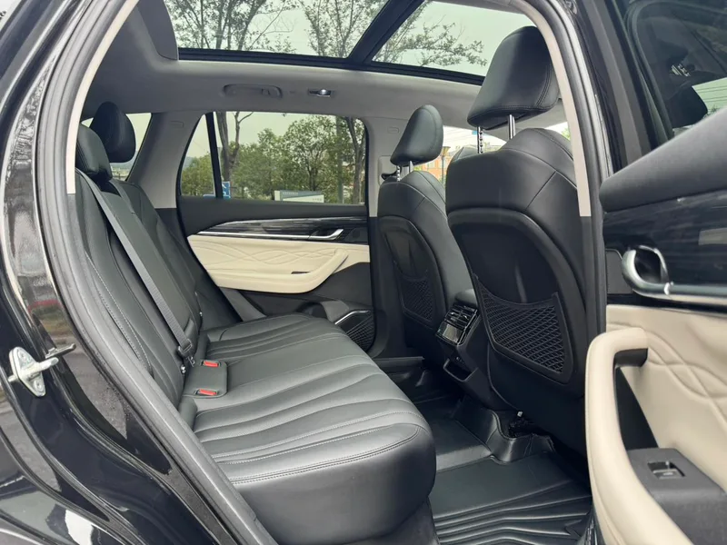 Geely Monjaro 2023 2.0TD High-power automatic two-drive flagship type interior photo 18 Geely Monjaro 2023 2.0TD High-power automatic two-drive flagship type interior photo 18