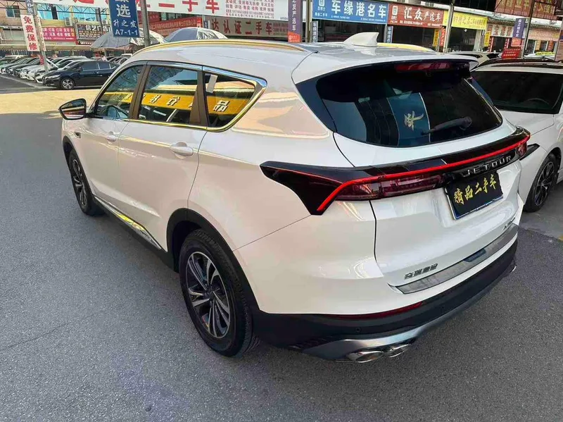 Jetour X70 PLUS 2021 1.6T DCT star 7 seat interior photo 6 Jetour X70 PLUS 2021 1.6T DCT star 7 seat interior photo 6