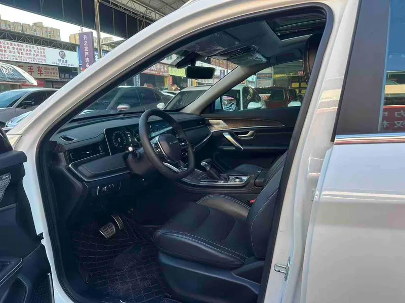 Jetour X70 PLUS 2021 1.6T DCT star 7 seat interior photo 7 Jetour X70 PLUS 2021 1.6T DCT star 7 seat interior photo 7