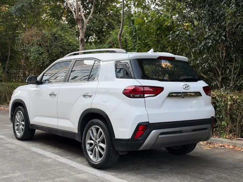 Hyundai ix35 2019 2.0L Automatique à deux roues motrices Version de plaisir État VI extérieur photo 4 Hyundai ix35 2019 2.0L Automatique à deux roues motrices Version de plaisir État VI extérieur photo 4