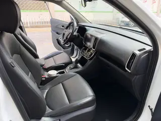 Hyundai ix35 2019 2.0L Automatique à deux roues motrices Version de plaisir État VI intérieur photo 11 Hyundai ix35 2019 2.0L Automatique à deux roues motrices Version de plaisir État VI intérieur photo 11