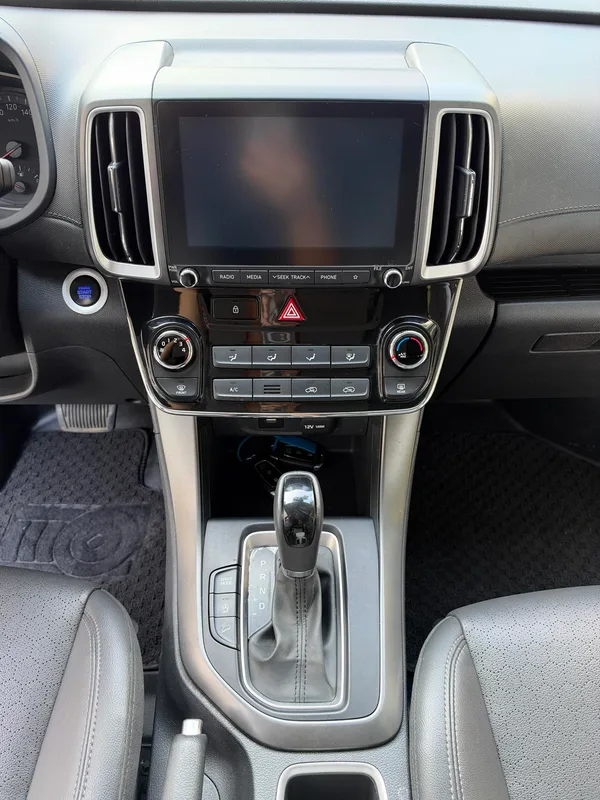 Hyundai ix35 2019 2.0L Automatique à deux roues motrices Version de plaisir État VI intérieur photo 14 Hyundai ix35 2019 2.0L Automatique à deux roues motrices Version de plaisir État VI intérieur photo 14
