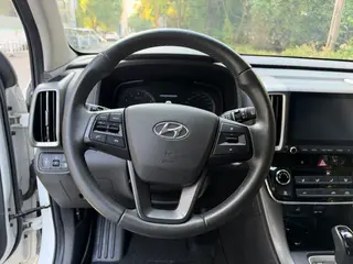 Hyundai ix35 2019 2.0L Automatique à deux roues motrices Version de plaisir État VI intérieur photo 15 Hyundai ix35 2019 2.0L Automatique à deux roues motrices Version de plaisir État VI intérieur photo 15