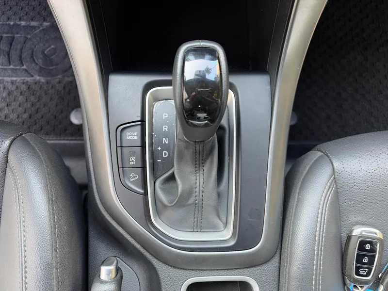 Hyundai ix35 2019 2.0L Automatique à deux roues motrices Version de plaisir État VI intérieur photo 17 Hyundai ix35 2019 2.0L Automatique à deux roues motrices Version de plaisir État VI intérieur photo 17