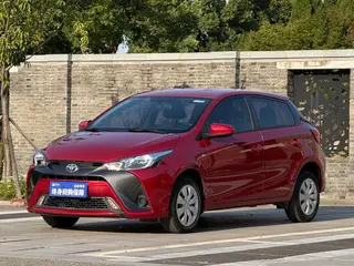 Toyota Yaris L 2016 Reforma 1.5E CVT Versión encantadora