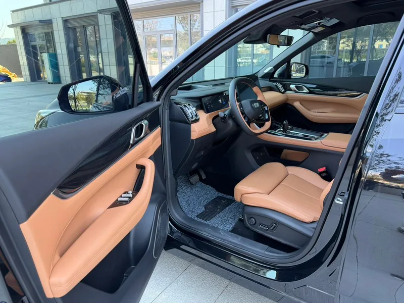 Geely Boyue L 2026 Четвертое поколение 1.5TD DCT Маленькая версия синего света интерьер фото 20 Geely Boyue L 2026 Четвертое поколение 1.5TD DCT Маленькая версия синего света интерьер фото 20
