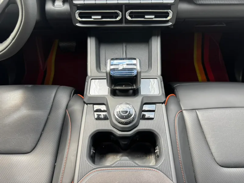 Jetour Freedom 2025 1.5TD Discover intérieur photo 18 Jetour Freedom 2025 1.5TD Discover intérieur photo 18