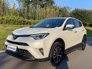 Toyota RAV4 2018 2.0L CVT Two-drive fashion X version