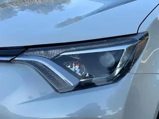 Toyota RAV4 2018 2.0L CVT Two-drive fashion X version exterior photo 4 Toyota RAV4 2018 2.0L CVT Two-drive fashion X version exterior photo 4