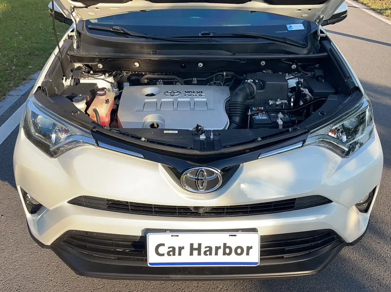 Toyota RAV4 2018 2.0L CVT Two-drive fashion X version interior photo 16 Toyota RAV4 2018 2.0L CVT Two-drive fashion X version interior photo 16