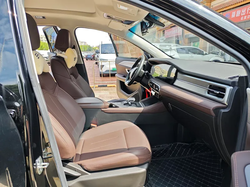 Jetour X90 PLUS 2023 Restyling 1.6TD DCT Villa interior photo 7 Jetour X90 PLUS 2023 Restyling 1.6TD DCT Villa interior photo 7