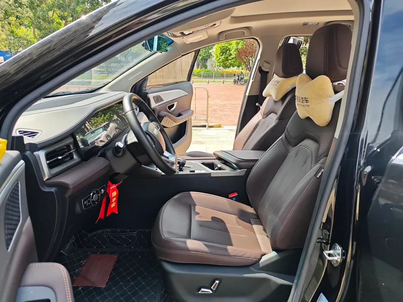 Jetour X90 PLUS 2023 Restyling 1.6TD DCT Villa interior photo 12 Jetour X90 PLUS 2023 Restyling 1.6TD DCT Villa interior photo 12