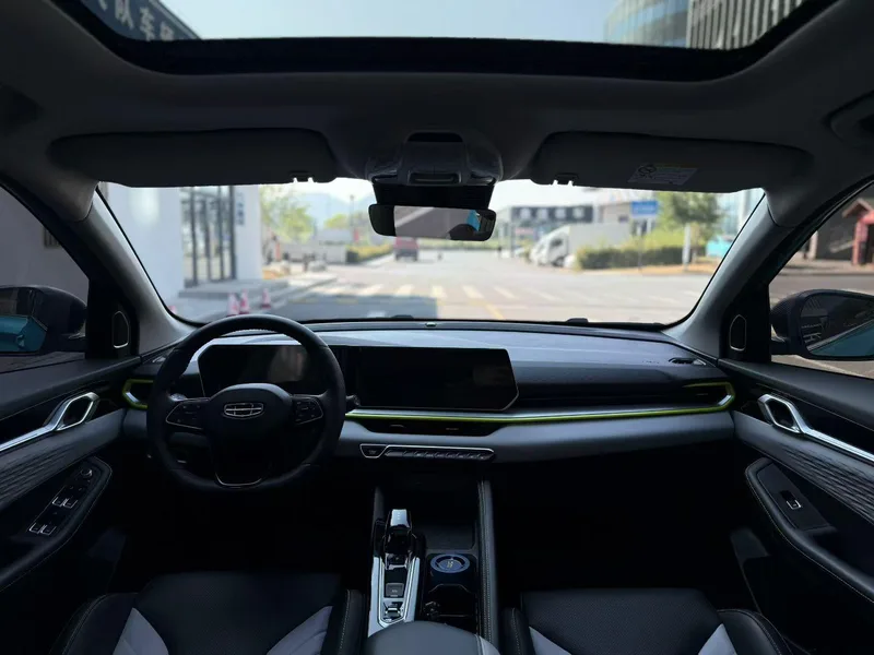 Geely Coolray 2022 Coolray COOL 1.5T DCT Exciting interior photo 9 Geely Coolray 2022 Coolray COOL 1.5T DCT Exciting interior photo 9