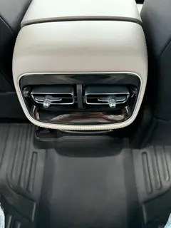 Geely Boyue L 2025 Fourth generation 1.5TD DCT Brocade beauty interior photo 12 Geely Boyue L 2025 Fourth generation 1.5TD DCT Brocade beauty interior photo 12