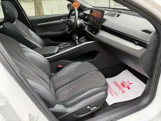 Geely Preface 2025 2.0T Oriental Yao Star Edition exterior photo 6 Geely Preface 2025 2.0T Oriental Yao Star Edition exterior photo 6