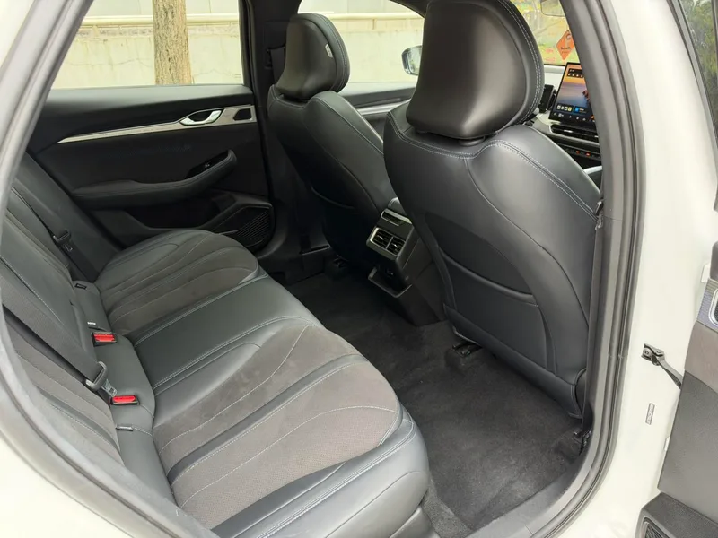 Geely Preface 2025 2.0T Oriental Yao Star Edition exterior photo 8 Geely Preface 2025 2.0T Oriental Yao Star Edition exterior photo 8