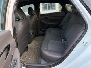 Hyundai Sonata 2024 2.0T N Line Max interior foto 16