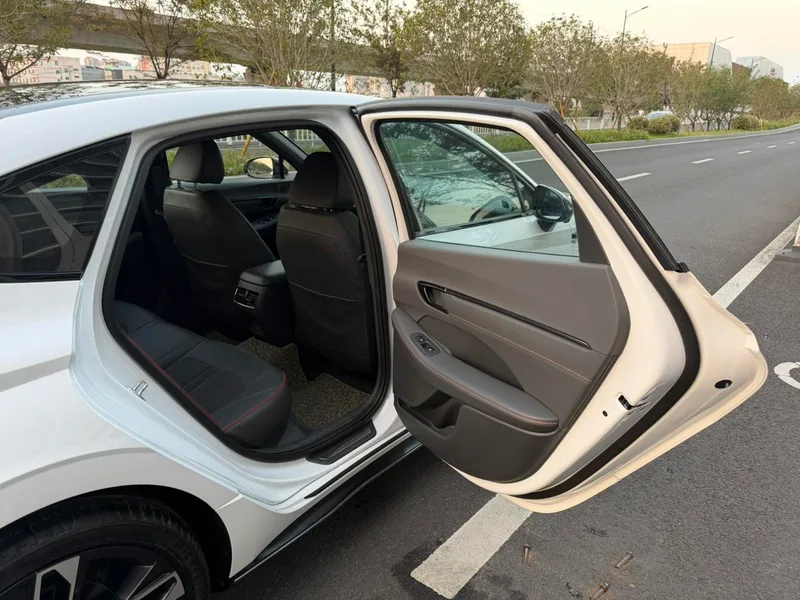 Hyundai Sonata 2024 2.0T N Line Max interior foto 18