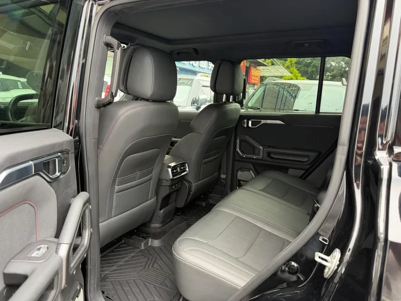 Jetour T2 2023 2.0TD Four-wheel drive Time travel PRO+ interior photo 8 Jetour T2 2023 2.0TD Four-wheel drive Time travel PRO+ interior photo 8